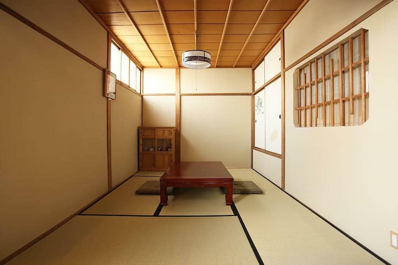 Bar併設の仕掛け満載忍者ハウス!Wi-Fi!天王寺電車で15分!帝塚山四丁目駅3メートル! Hotel Osaka Exterior foto